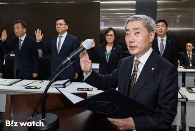 한은 “집값·가계부채 불안 지속…통화 긴축 유지”
