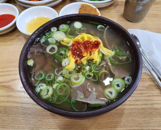 정성들여 만드는 보약같은 국물, 전국 곰탕 맛집 BEST 5