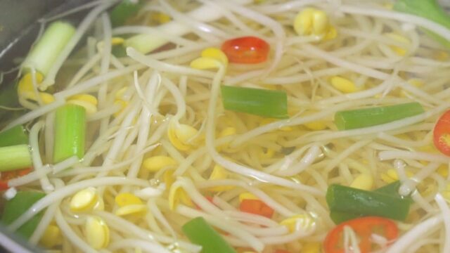 콩나물국 시원함이 일품! 콩나물국 맛있게 끓이는 법