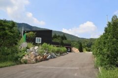 “서울에서 70km 떨어진 곳에 이런 자연이?”… 상추동저수지 품은 힐링 명소