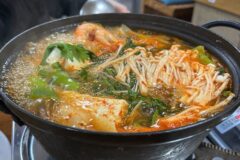 고소한 손두부로 끓이는 맵칼한 국물! 전국 두부전골 맛집 BEST 5