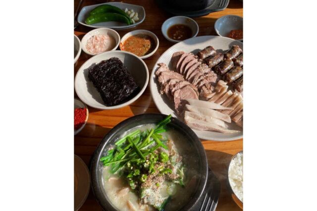 푸짐하게 담긴 순대와 머릿고기가 맛있는, 전국 순대국 맛집 5곳