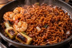 “짜파게티는 이렇게 만들어 보세요” 고급 중식당 주방장도 감탄한 요리 되네요.