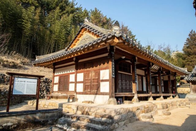 월봉서원 사찰 주변 가을 여행 코스 추천 5곳