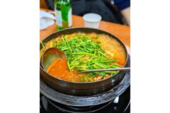 미식가들 사이에 ‘성지’로 이름난 전국 메기매운탕 맛집 5곳